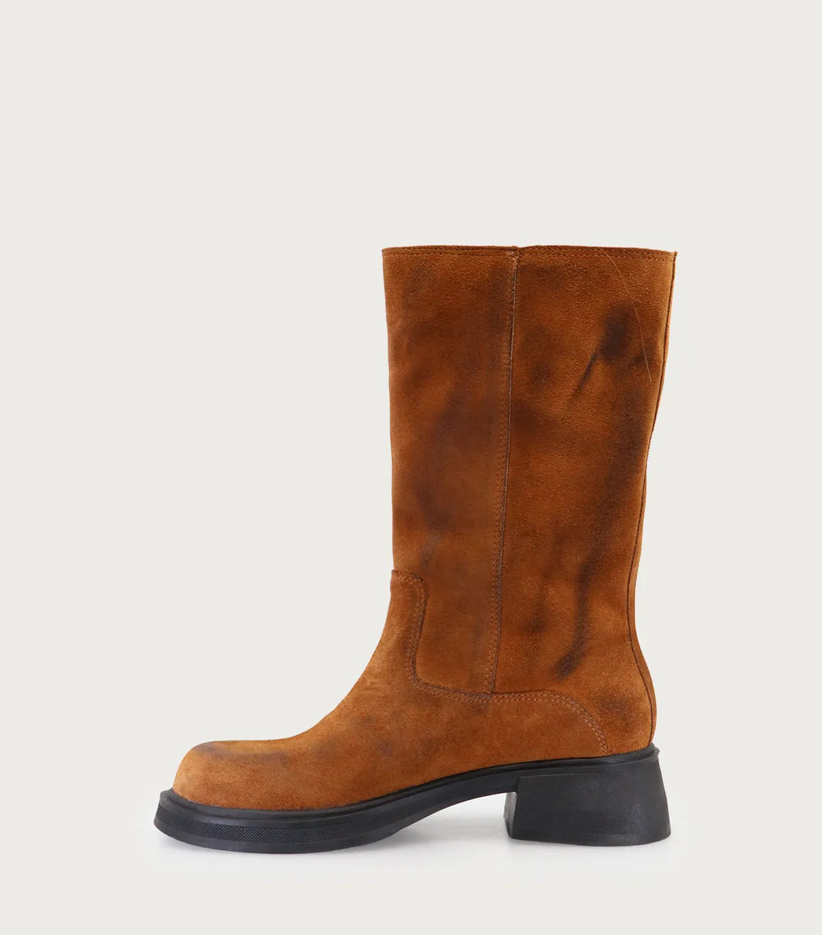 Bota Debbi