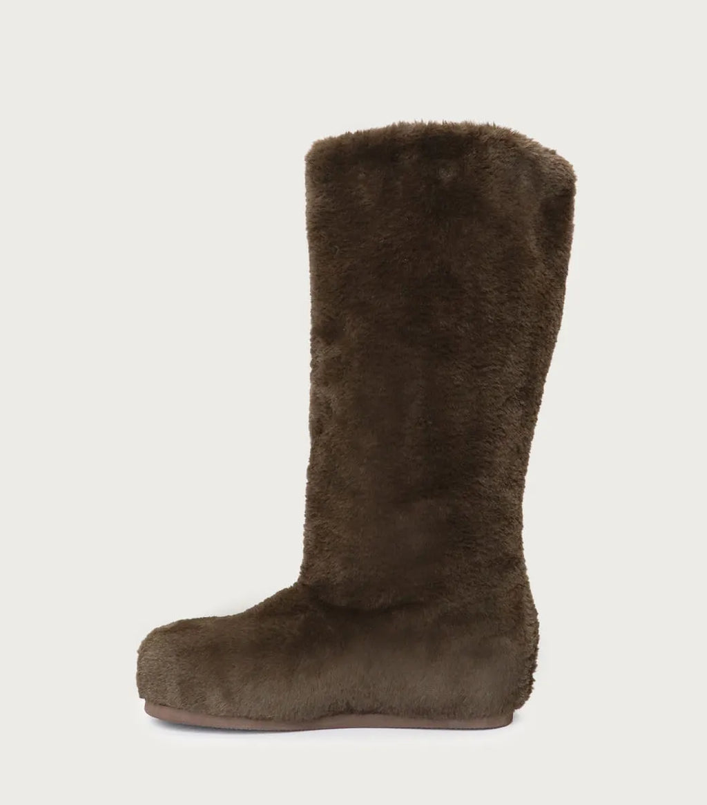 Bota Davi