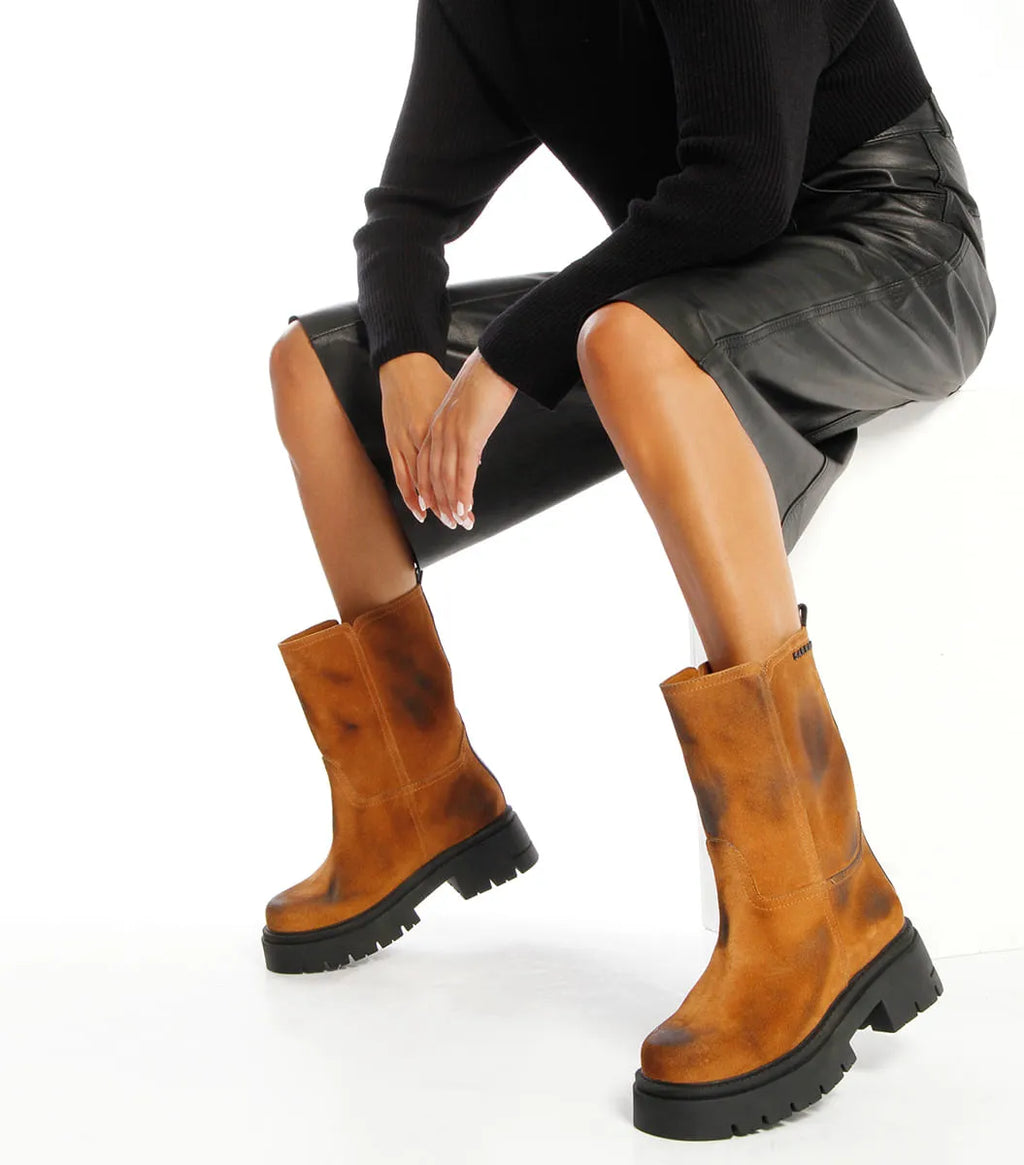 Bota Nicks