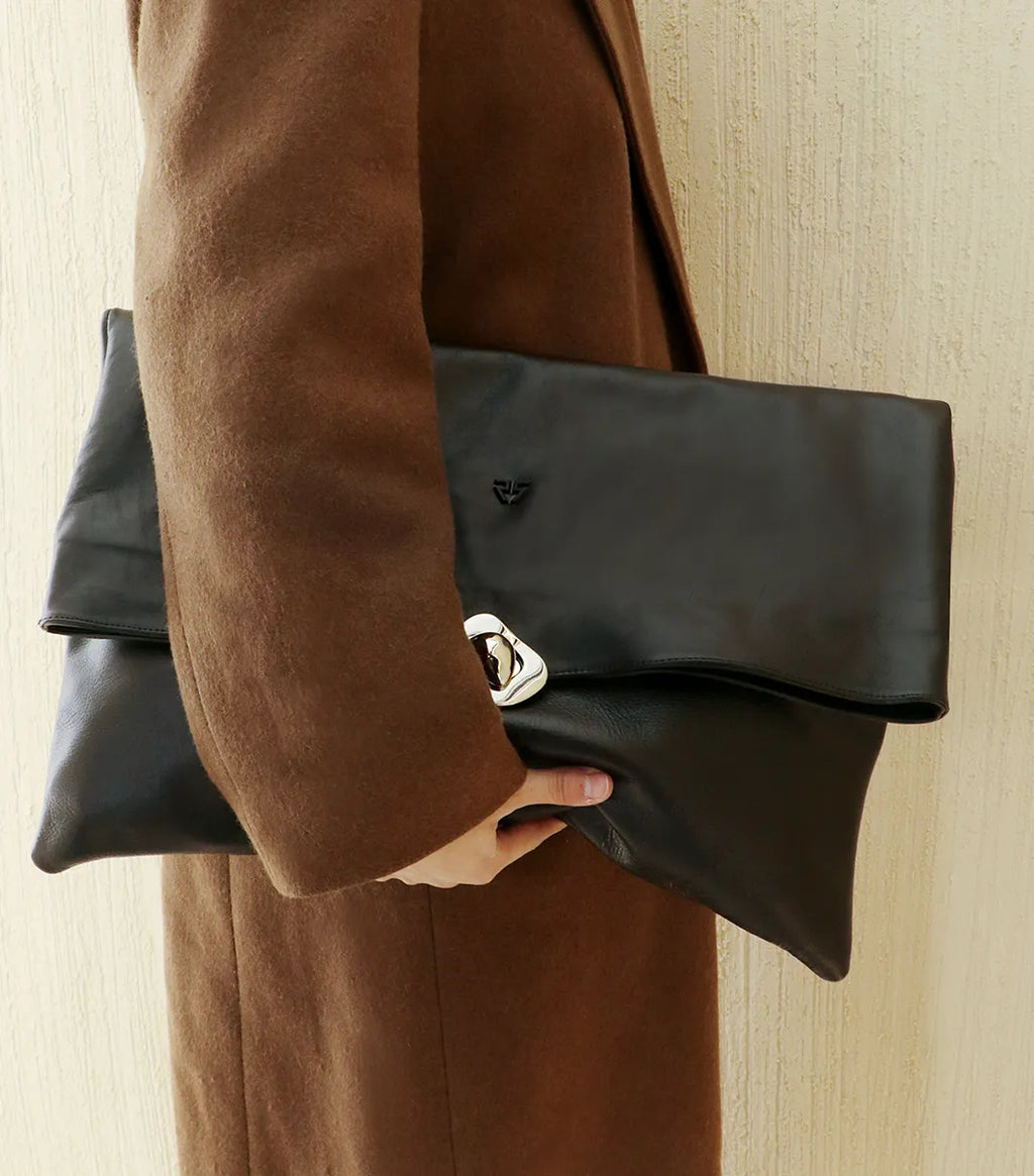 Cartera Ming