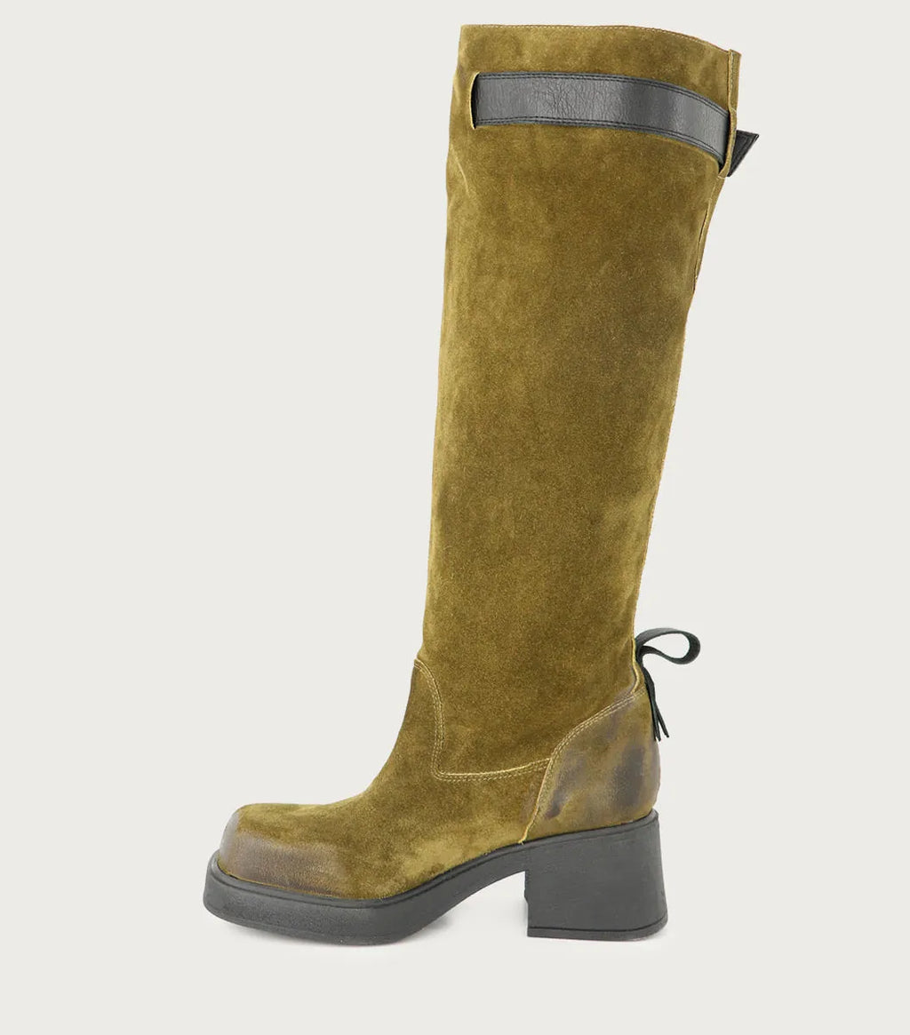 Bota Jet