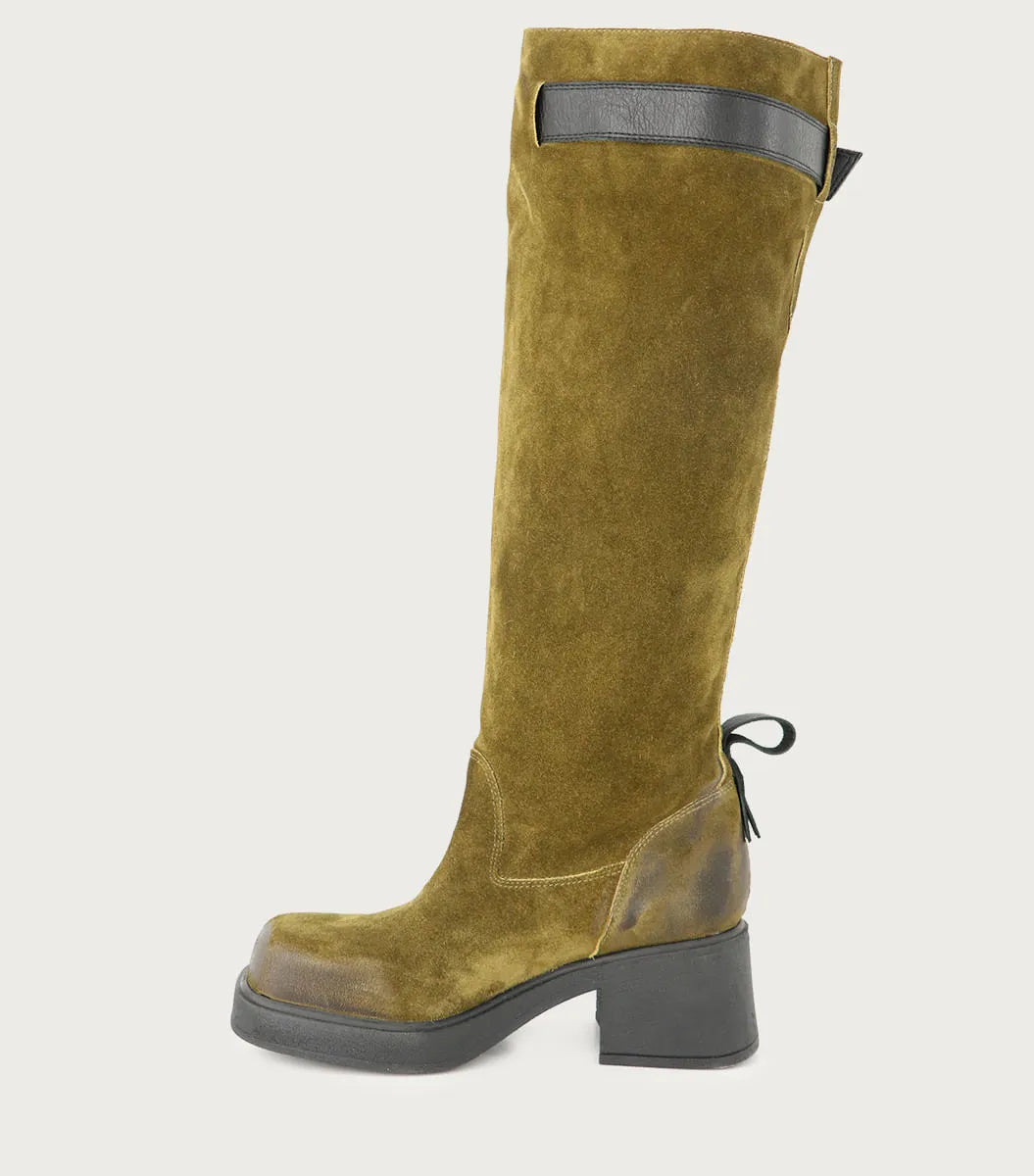 Bota Jet