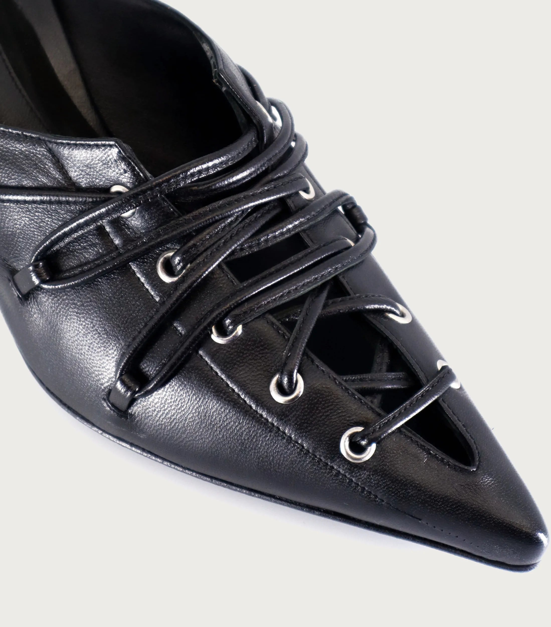 Stiletto Bull